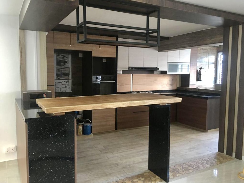 KITCHEN 13
