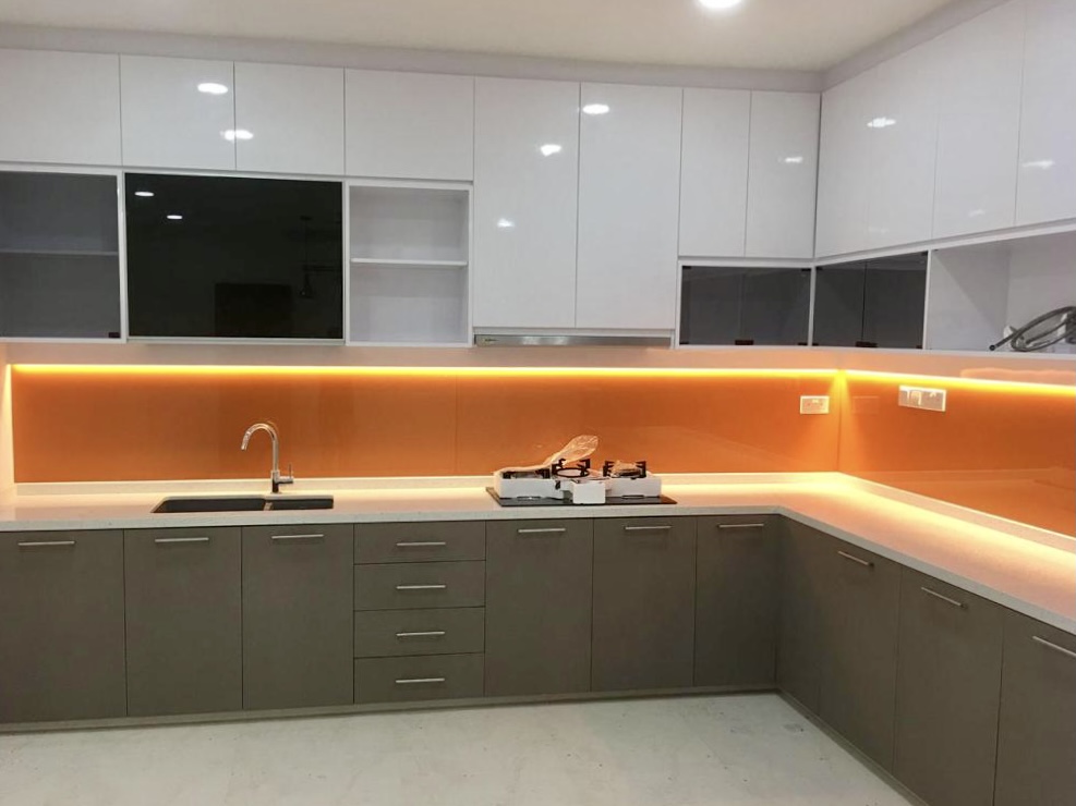 KITCHEN 8